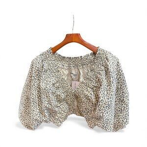 GIFTABLE Leopard Print Bubble Top